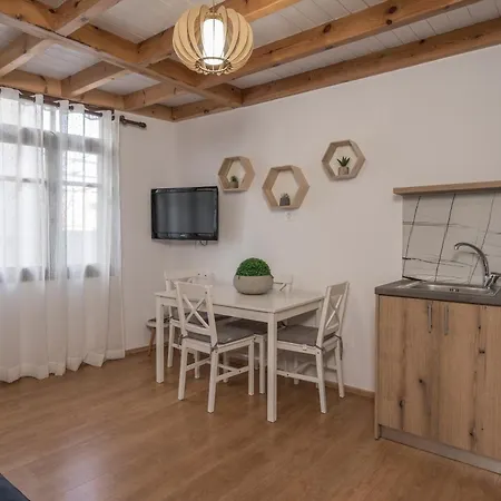 Mariviky Design * Chania (Crete)